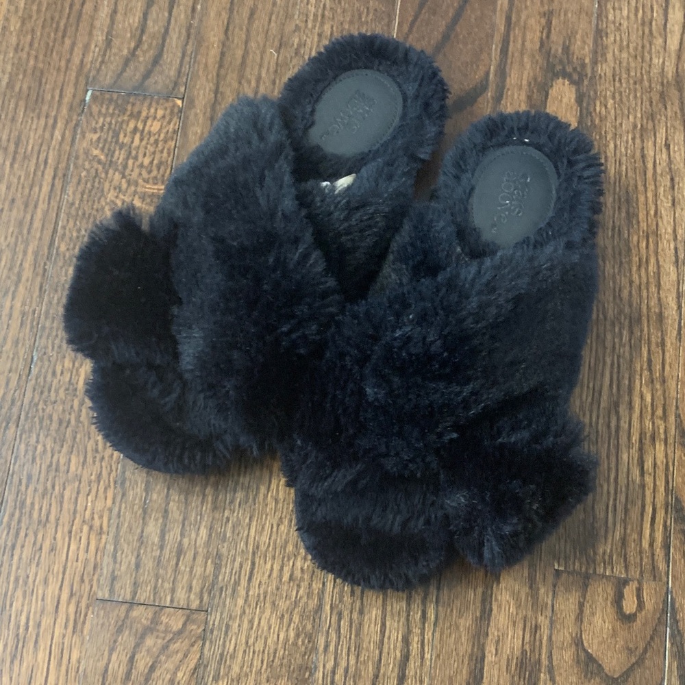 Stars Above Black Faux Fur Slippers